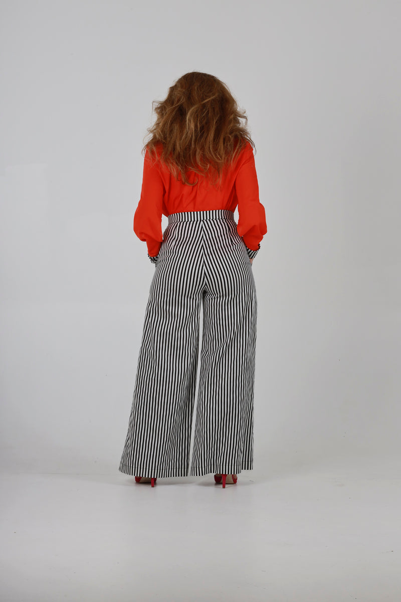 1 - High waisted palazzo pants in black and white stripes