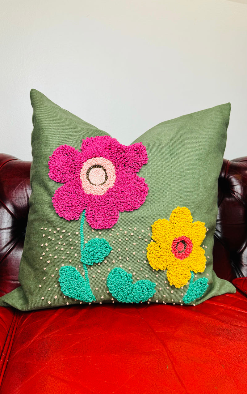 1- Green garden cushion no 2 50x50cm