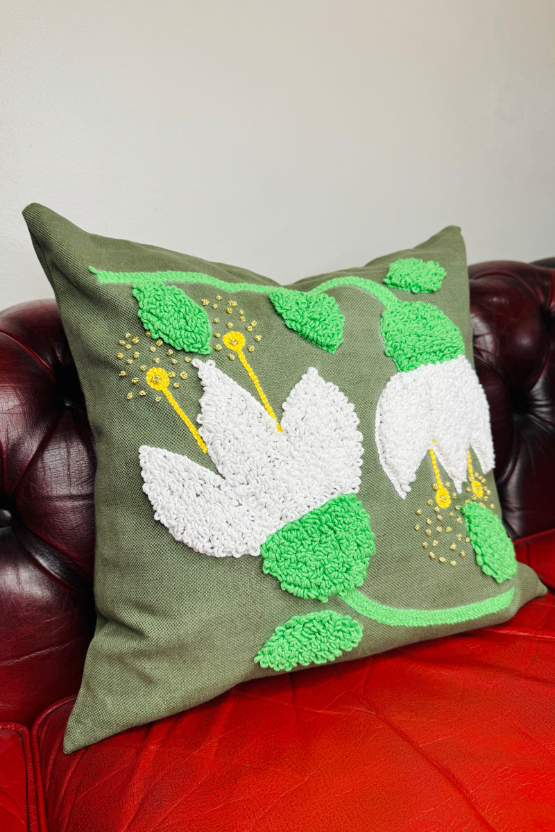 1- Green garden cushion no 3 50x50cm