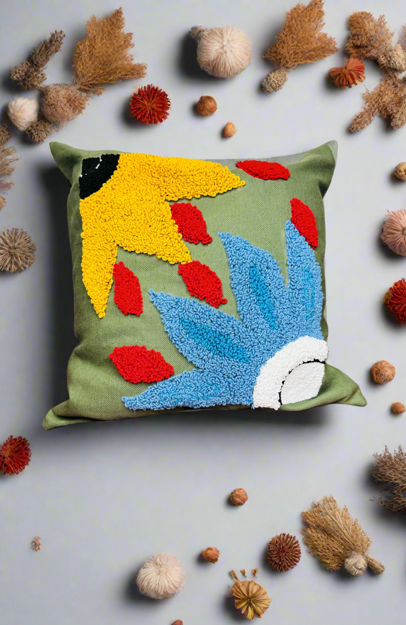 1- Green garden cushion no 1 50x 50 cm