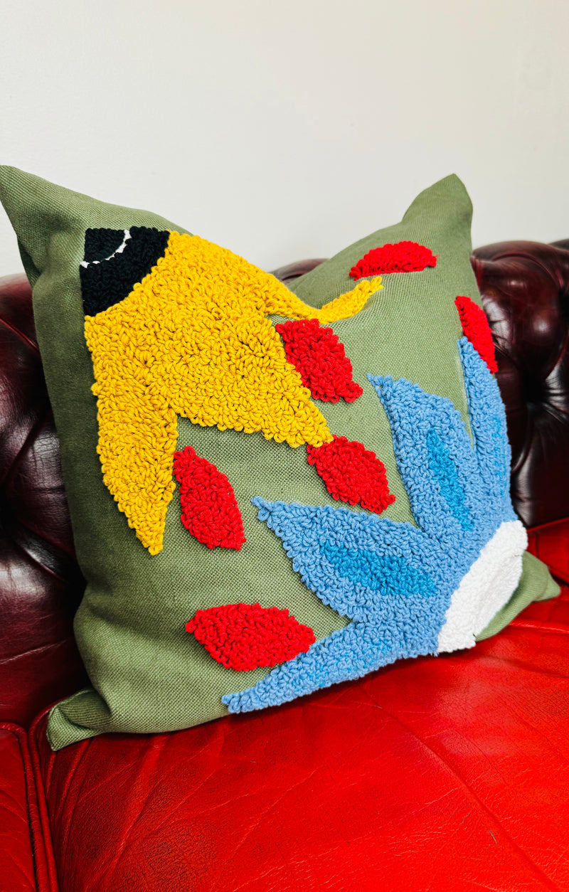 1- Green garden cushion no 1 50x 50 cm