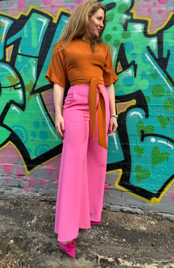 1 - High waisted palazzo pants in bubblegum pink