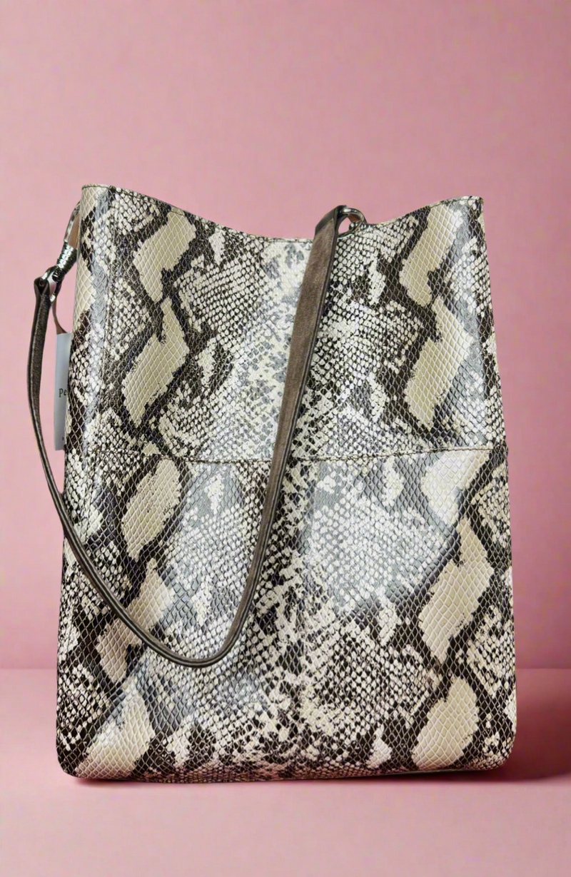 1- Bucket bag in snake print by Pessoa