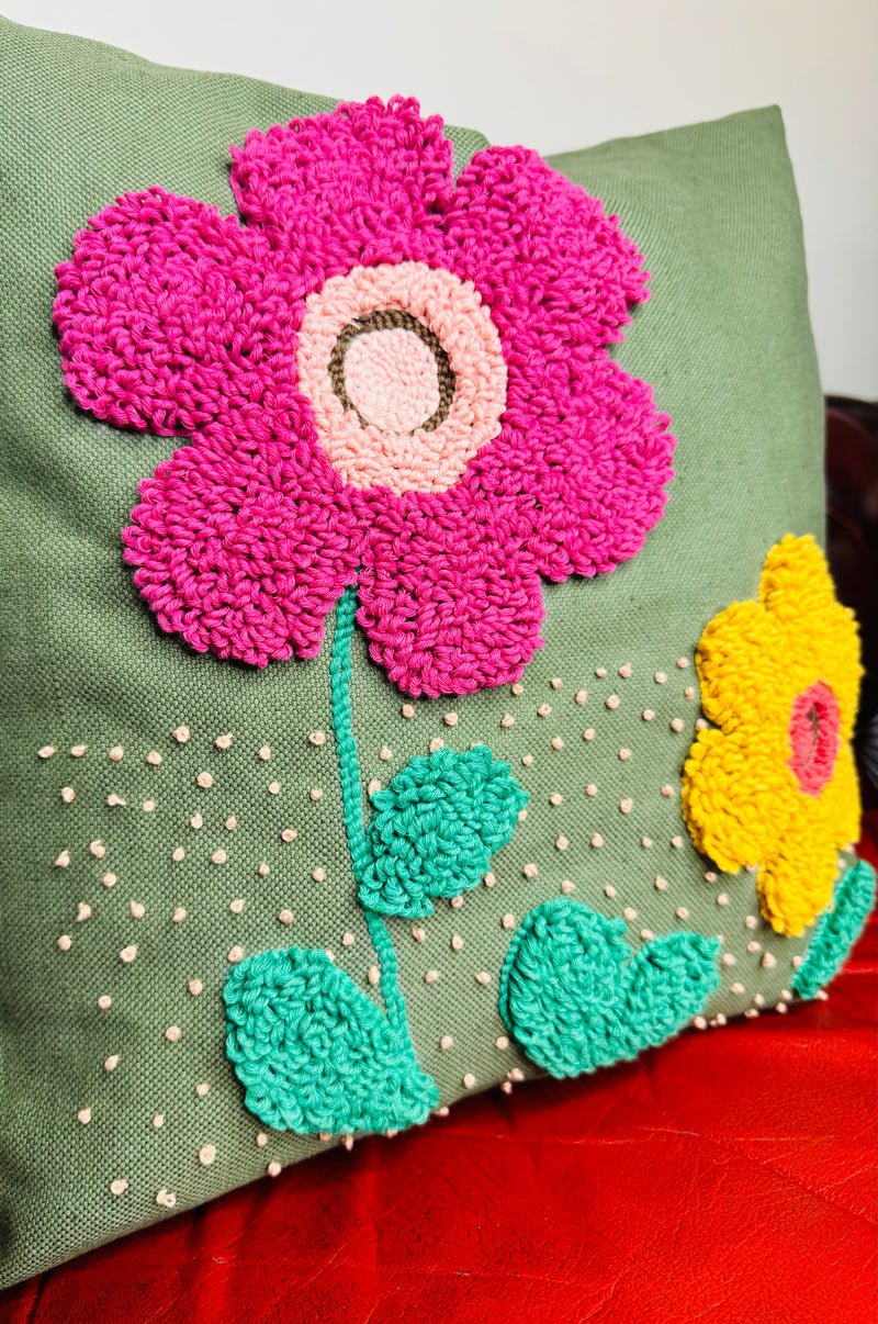 1- Green garden cushion no 2 50x50cm