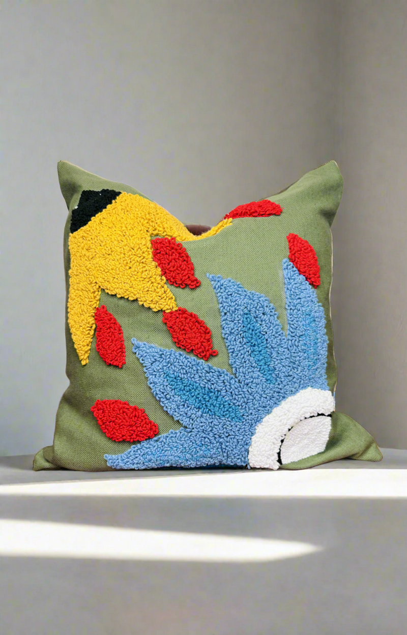 1- Green garden cushion no 1 50x 50 cm