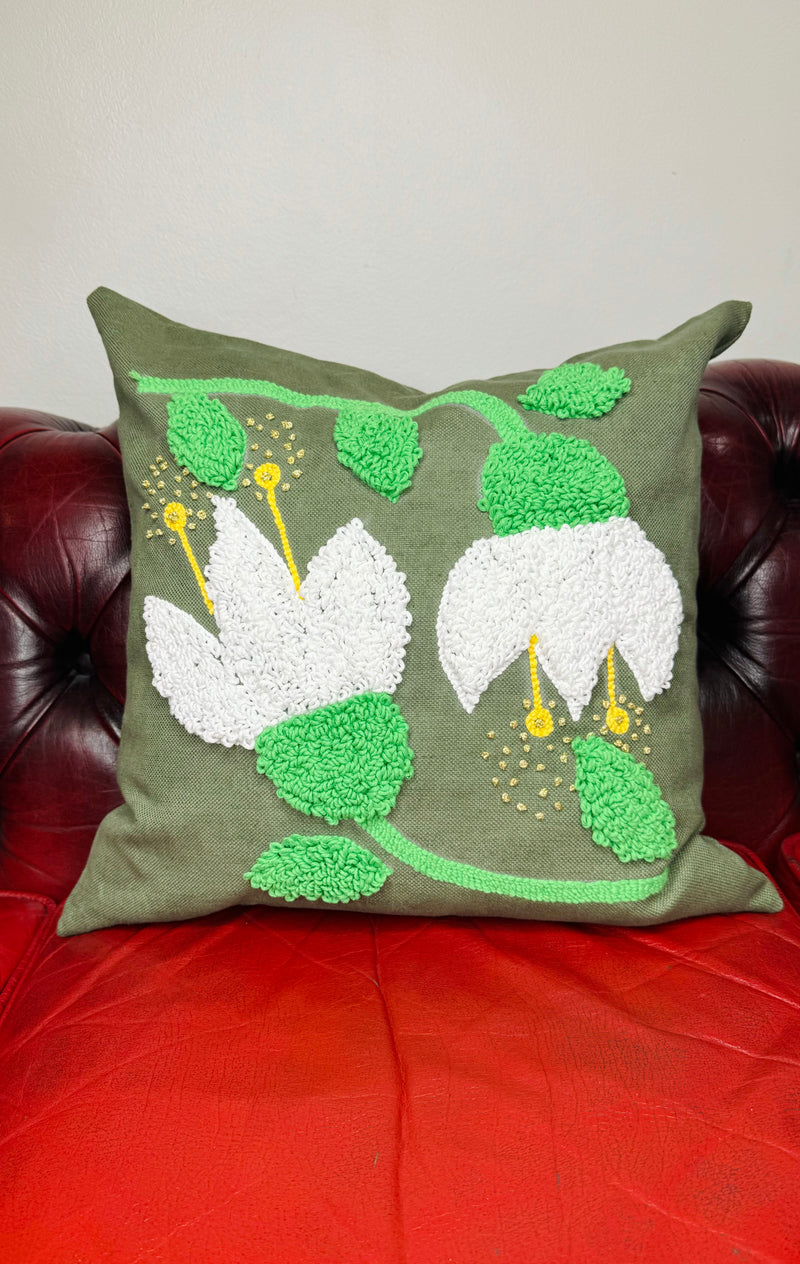 1- Green garden cushion no 3 50x50cm