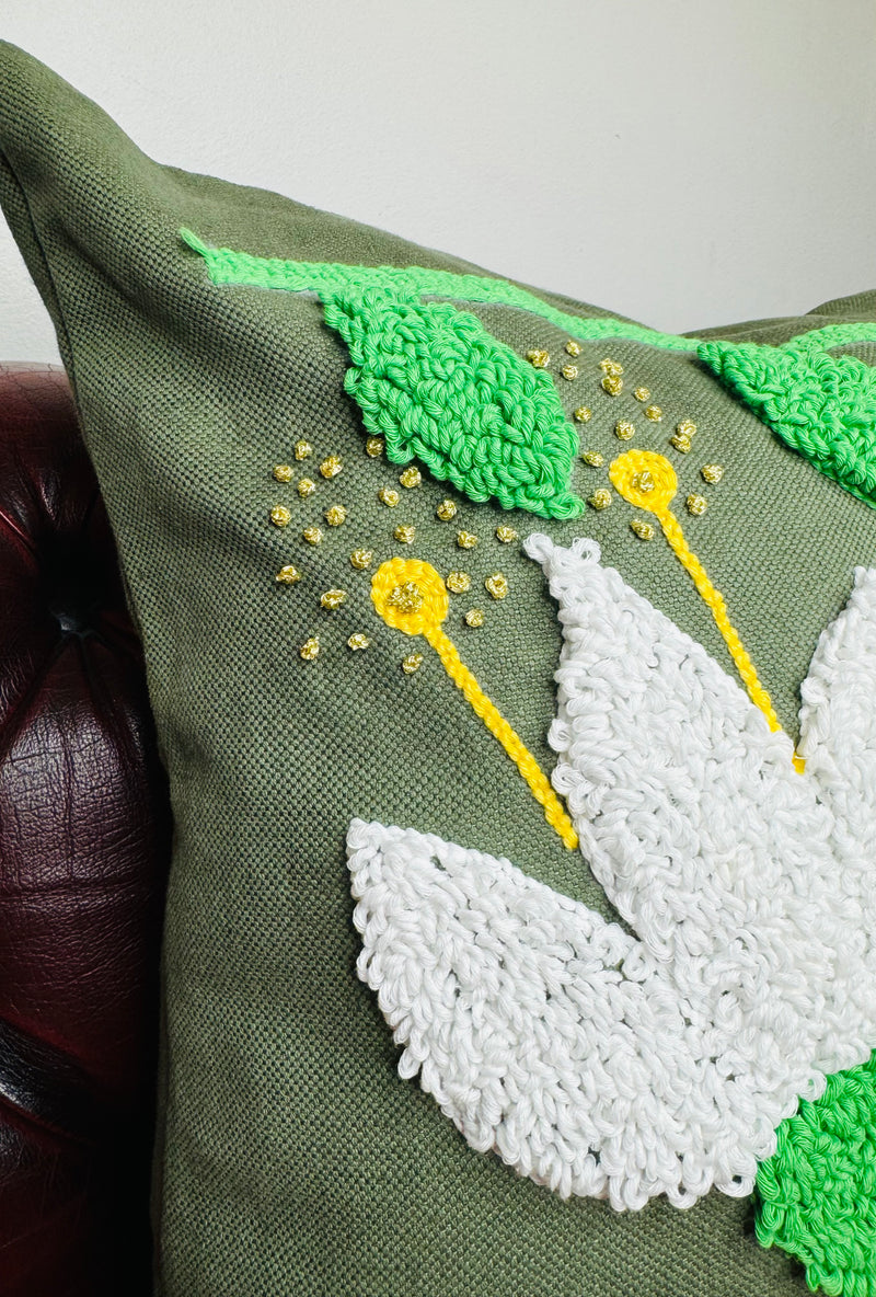 1- Green garden cushion no 3 50x50cm